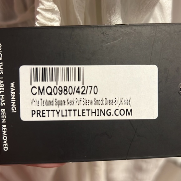 BRAND NEW PrettyLittle Thing white textured square neck puff sleeve smock dress - Picture 5 of 6